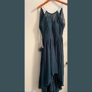 Azazie Oaklynn Pine size 6